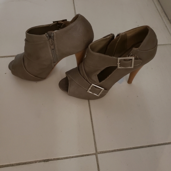 Charlotte Russe Peep-Toe Booties - Picture 2 of 3